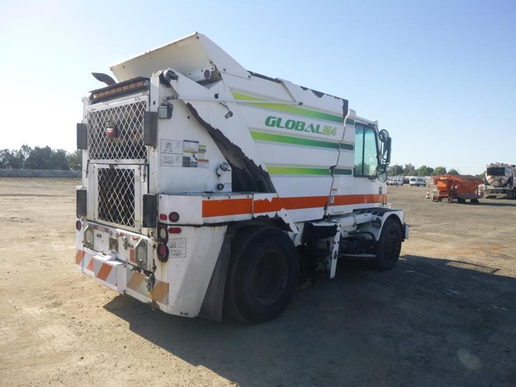2013-global-m4-sweeper-image-4