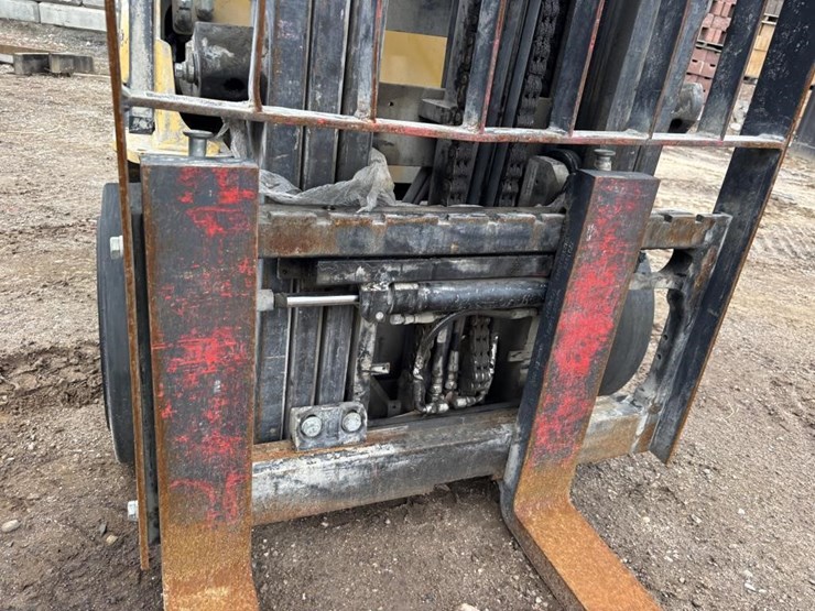 2020-caterpillar-2c6000-image-11