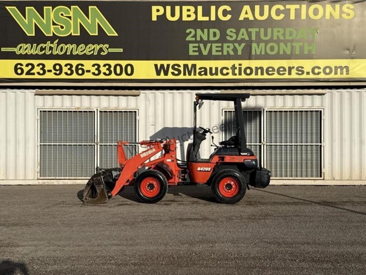 kubota-r420s-image-2