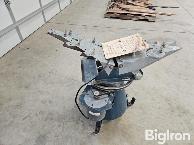 neco-sp3a-grain-spreader-image-5