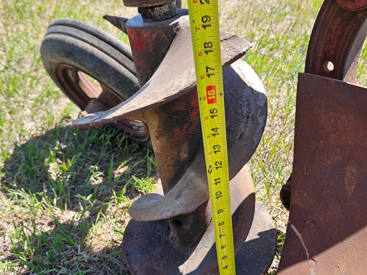 servis-international-antique-1-bottom-whirlwind-terrace-plow-image-19