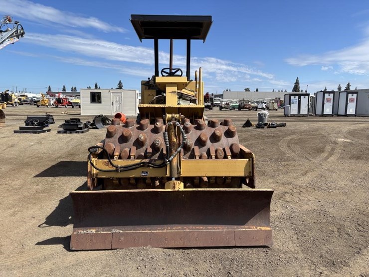 caterpillar-cp-433c-image-6