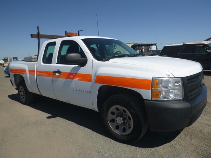 2008-chevrolet-1500-image-2