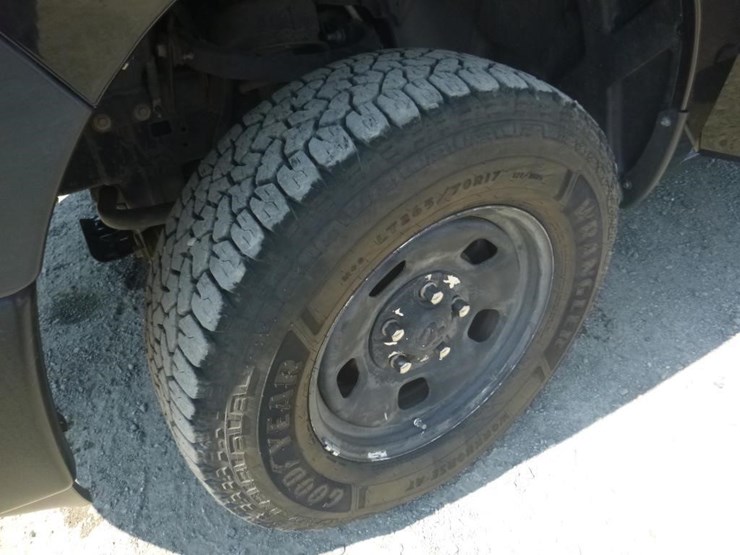 2016-dodge-1500-image-13