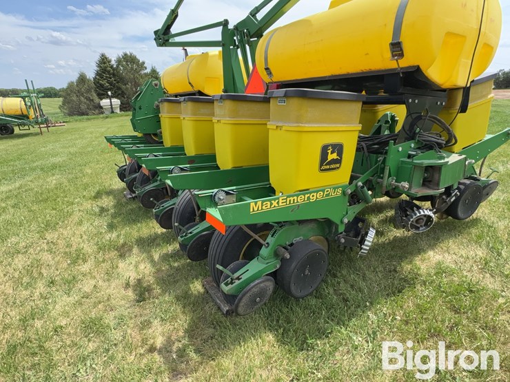 john-deere-1760-image-17