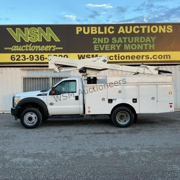 2012 FORD F550