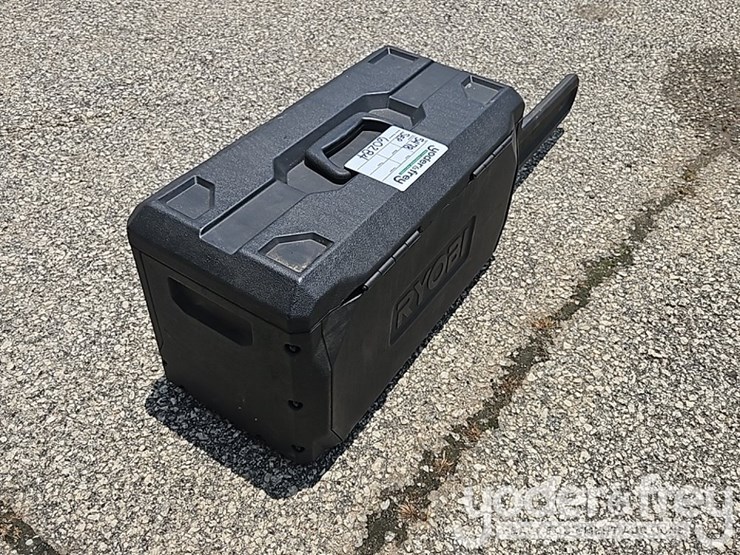 ryobi-18"-chainsaw-c/w-case-image-2
