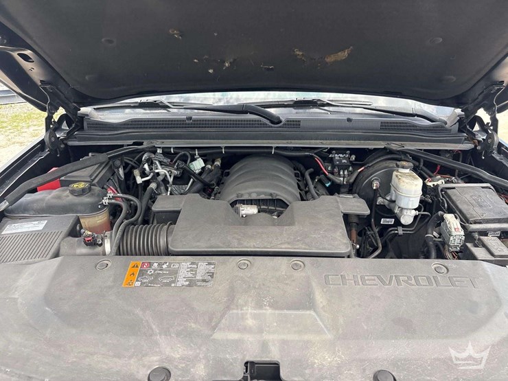 2019-chevrolet-tahoe-image-8