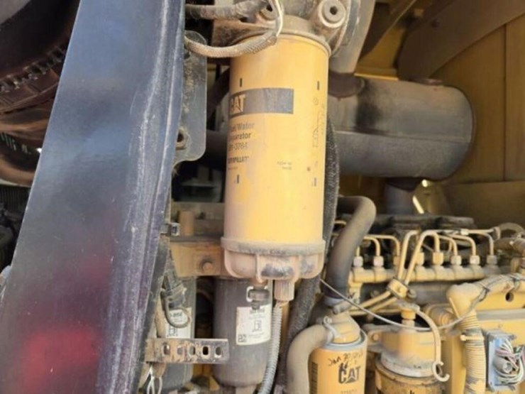 2016-caterpillar-938k-image-32