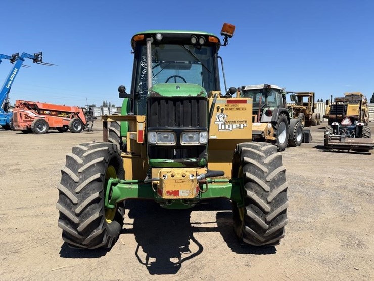 2006-john-deere-7220-image-6