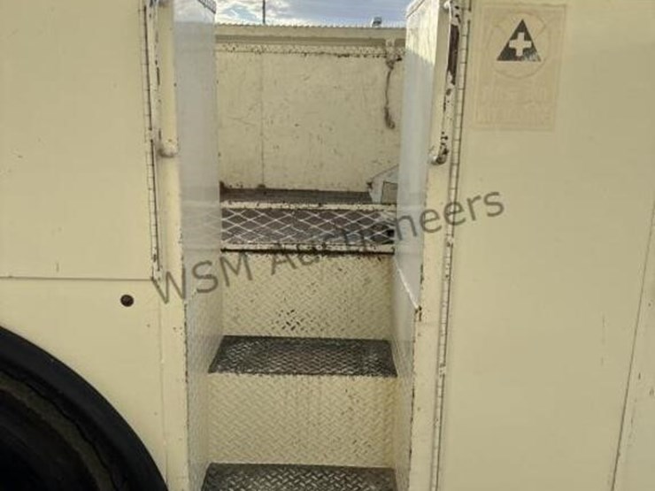 2009-international-workstar-7600-image-17
