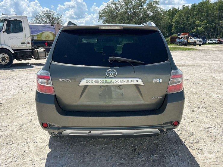 2008-toyota-highlander-image-25