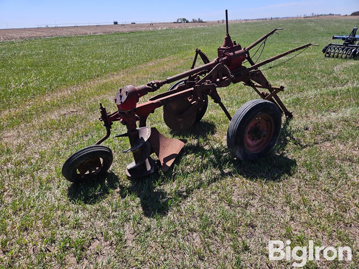 servis-international-antique-1-bottom-whirlwind-terrace-plow-image-5