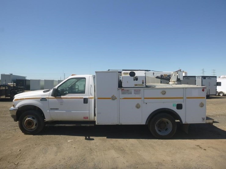 2002-ford-f550-image-5