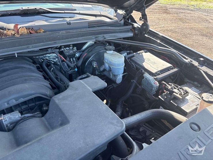 2018-chevrolet-tahoe-image-9