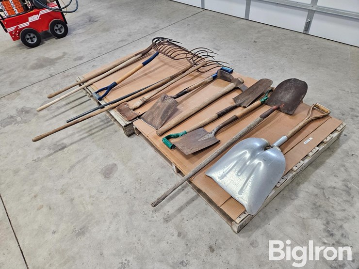 shovels,-rakes-and-other-garden-tools-image-9