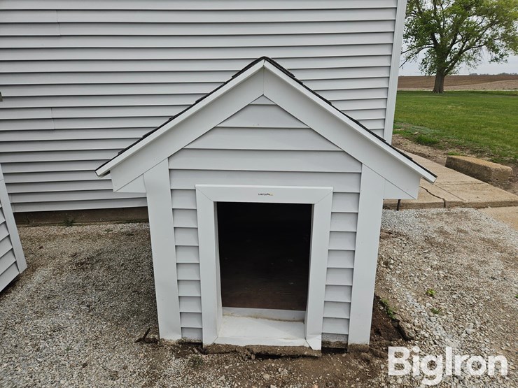 dog-house-image-2