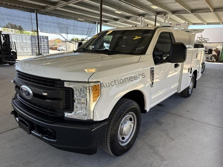 2017-ford-f250-image-5