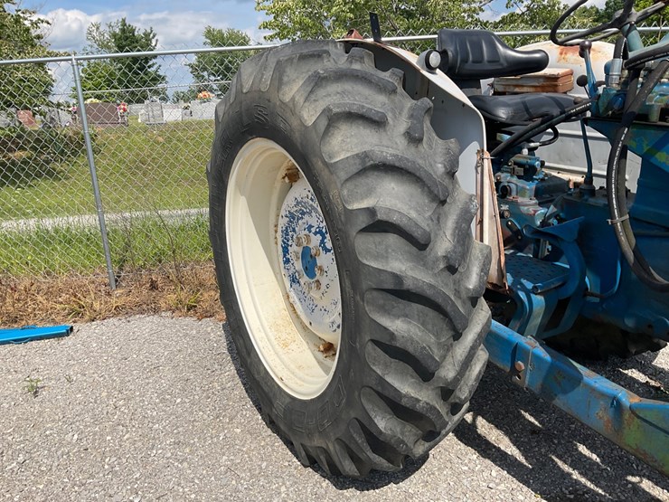 ford-5000-image-5