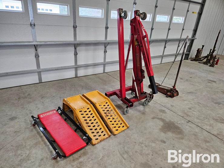 shop-crane-&-more-image-2
