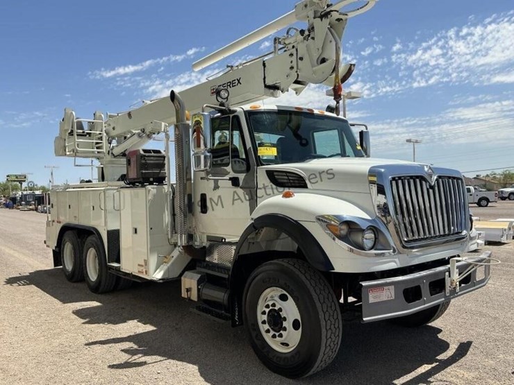 2009-international-workstar-7600-image-4