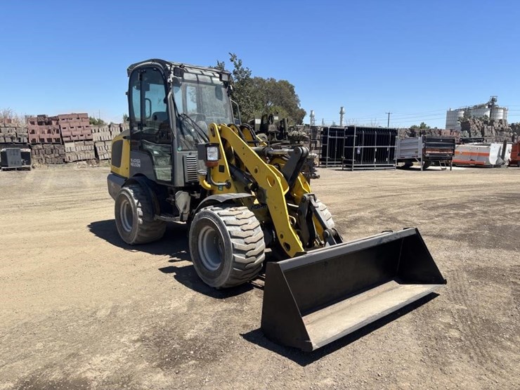 wacker-neuson-wl32-image-2