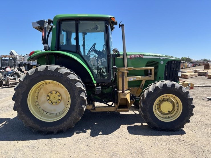 2006-john-deere-7220-image-7