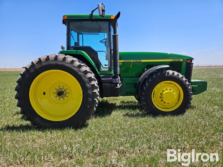 1997-john-deere-8300-image-4
