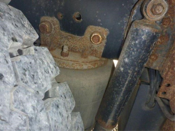 2004-caterpillar-c7-image-25