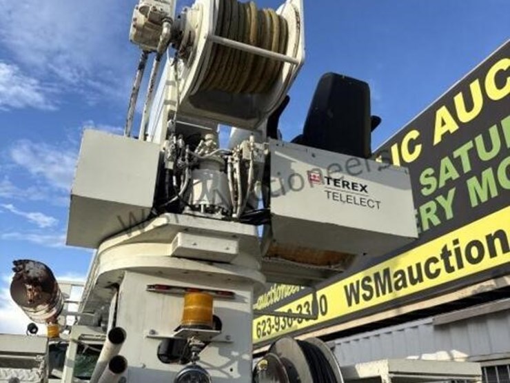 2009-international-workstar-7600-image-12