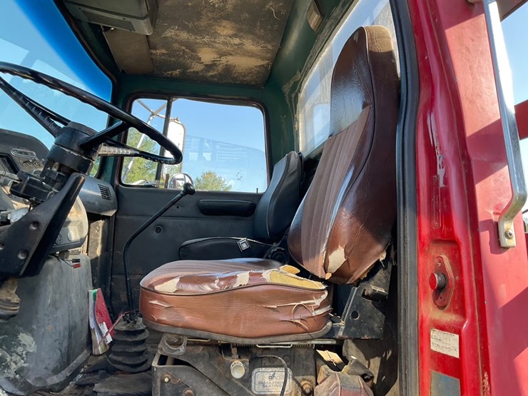 1988-ford-l8000-image-19