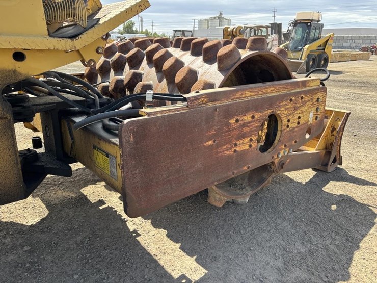 caterpillar-cp-433c-image-12