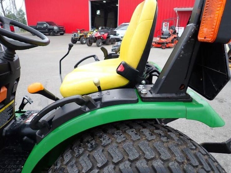john-deere-200-image-52