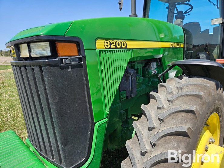 1997-john-deere-8200-image-12