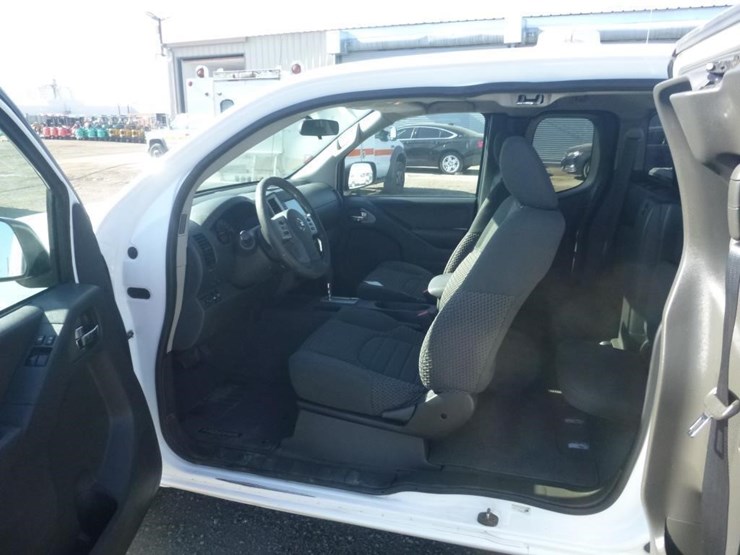 2019-nissan-frontier-image-5