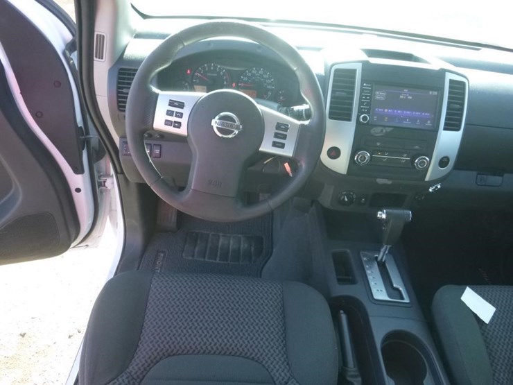 2019-nissan-frontier-image-7