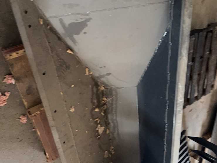 side-dump-skid-attachment-image-1