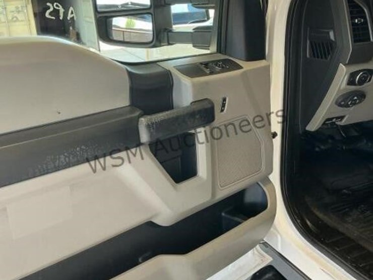 2017-ford-f450-image-27
