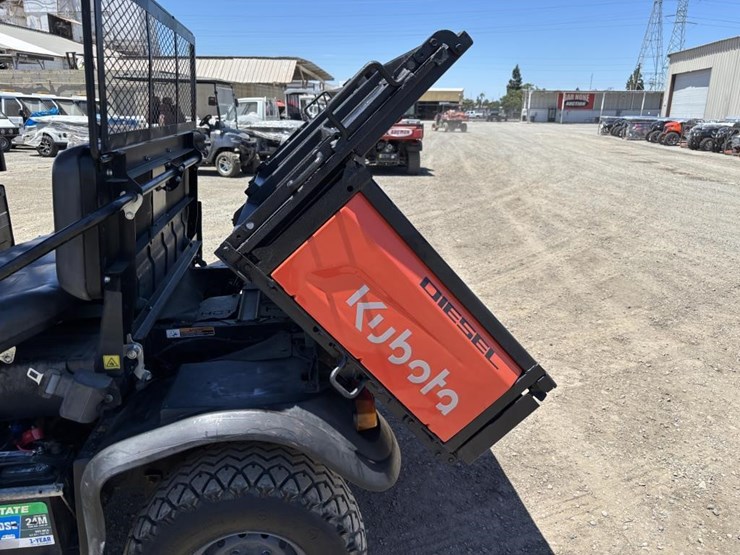 2018-kubota-rtv-x-image-12