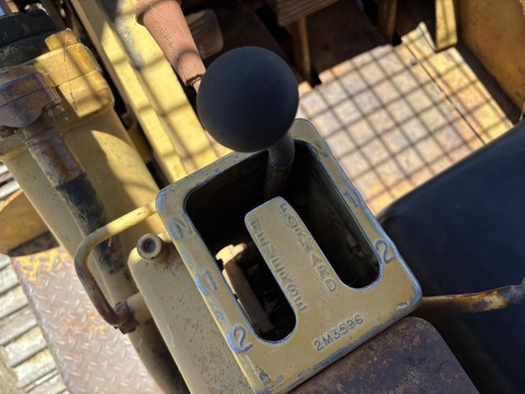 1957-caterpillar-955h-image-37