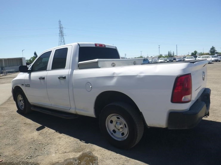 2014-dodge-1500-image-4