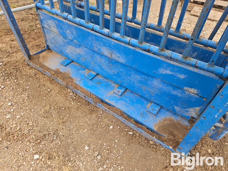 priefert-model-85-cattle-chute-w/-head-gate-image-11