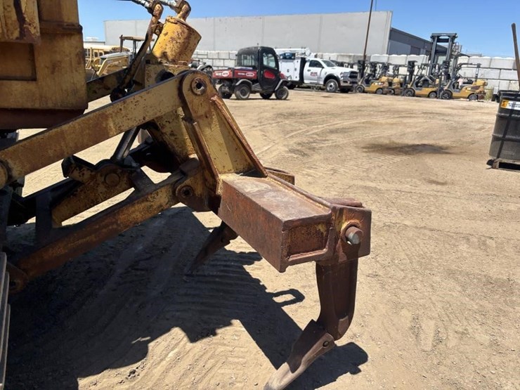 1957-caterpillar-955h-image-19