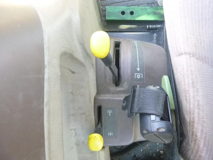 2008-john-deere-5425-image-23
