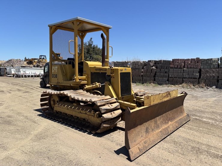 caterpillar-d3b-image-2