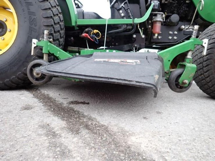 john-deere-200-image-38