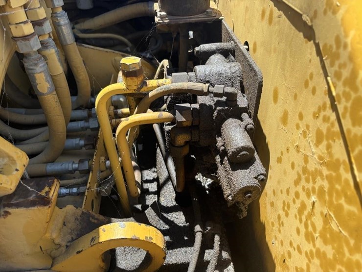 1998-caterpillar-613c-ii-image-50