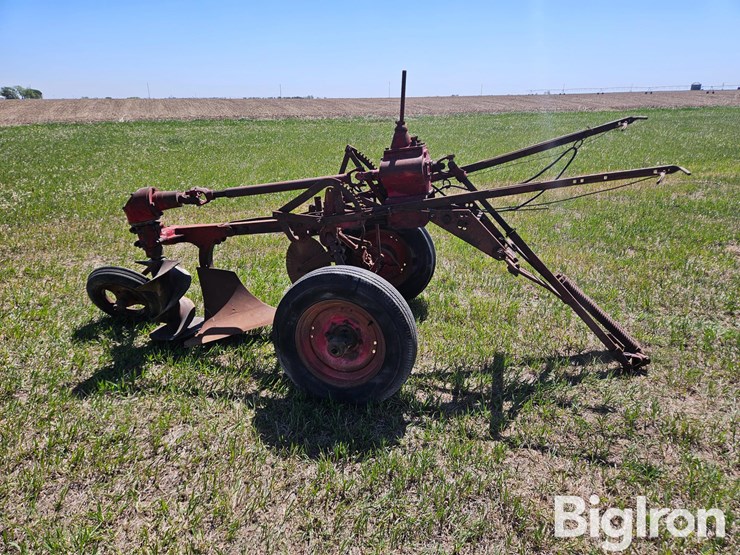 servis-international-antique-1-bottom-whirlwind-terrace-plow-image-4