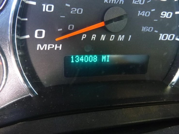2017-chevrolet-express-2500-image-14