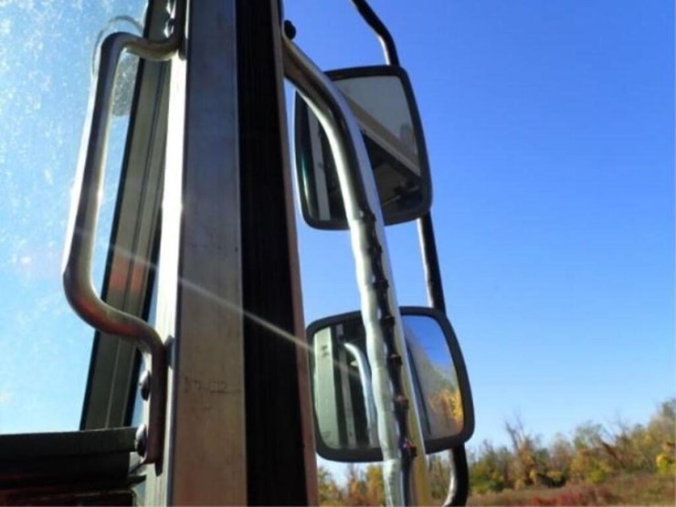 2008-freightliner-mt55-image-65